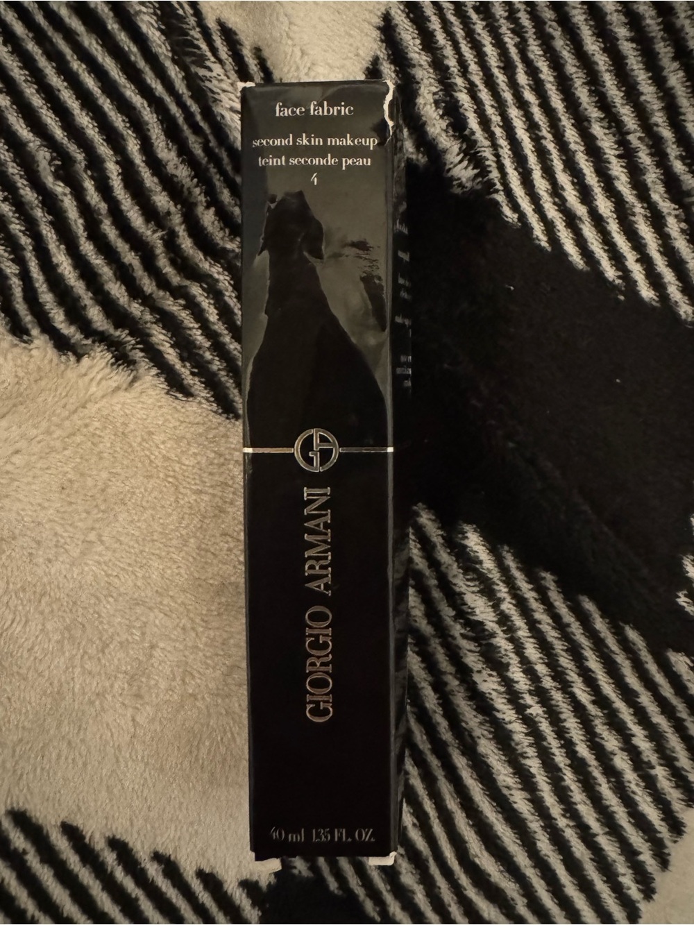 Giorgio Armani Face Fabric Second Skin Foundation shade 4 NIB